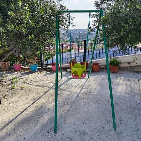 Mariam Larnaca